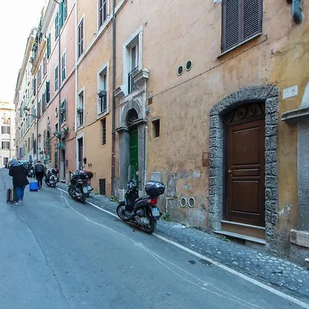 In Purificazione Appartamento Roma